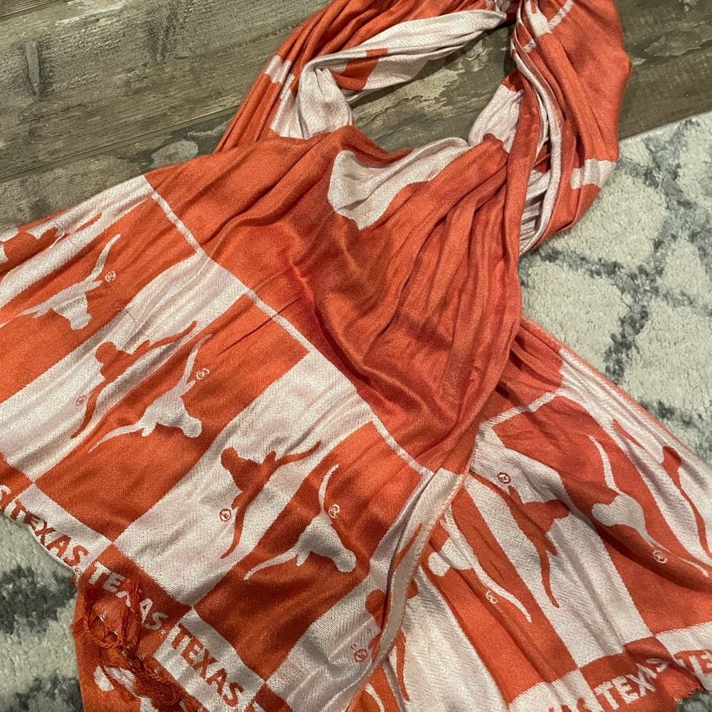 Like New University of Texas Longhorns  Scarf